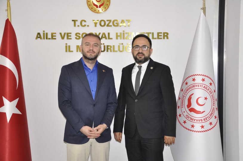 İl Müdürümüz Sayın Alper Alp’i Sağlık-Sen Şube Başkanı Sayın Seyit Nazım Eroğlu makamında ziyaret etti.