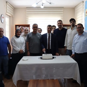 Kırşehir Aile ve Sosyal Hizmetler İl Müdürü olarak görevlendirilen İl Müdürümüz Sayın Abdurrahman Bilgiç Hasan Doğan Çocuk Evleri Sitesi Müdürlüğümüzü Ziyaret Ederek Çalışma Arkadaşlarımız ve Devletimizin Himayesi Altında Bulunan Evlatlarımızla Vedalaştı - fotoğraf 6