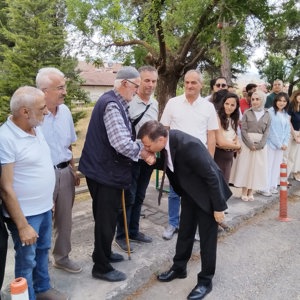 Gönüllerde İz Bırakan Bir Veda - fotoğraf 1