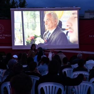 Aile ve Nüfus On Yılı kapsamında 15 Mayıs Aile Günü dolayısıyla, “Gezen Sinema” etkinliği, vatandaşlarımızın yoğun katılımıyla gerçekleştirildi. - fotoğraf 3