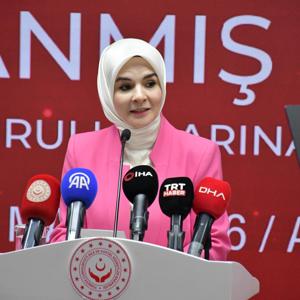 Sayın Bakanımız Mahinur ÖZDEMİR GÖKTAŞ ve Bakan Yardımcımız Sayın Zafer TARIKDAROĞLU’nun katılımları ile “Devlet Himayesindeki Gençlerimizin Kamu Kurumlarına Yerleştirilmesi Töreni” gerçekleştirildi. - fotoğraf 5