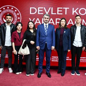 Sayın Bakanımız Mahinur ÖZDEMİR GÖKTAŞ ve Bakan Yardımcımız Sayın Zafer TARIKDAROĞLU’nun katılımları ile “Devlet Himayesindeki Gençlerimizin Kamu Kurumlarına Yerleştirilmesi Töreni” gerçekleştirildi. - fotoğraf 4