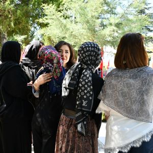 Kuruluşlarımızda kalan çocuklarımız, Kurban Bayramı dolayısıyla İl Müdürümüz Sayın Çiğdem AÇIKYILDIZ KAZEL ile birlikte Kırıkkale Şehitliği’ni ziyaret etti. - fotoğraf 1
