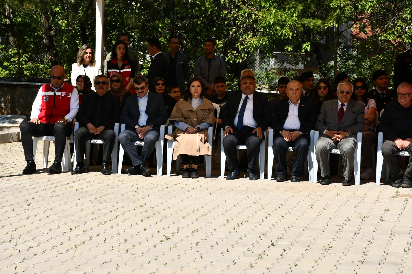 Kurban Bayramı münasebetiyle şehit yakınlarımız ve gazilerimiz ile birlikte Kırıkkale Şehitliği ziyaret edildi.