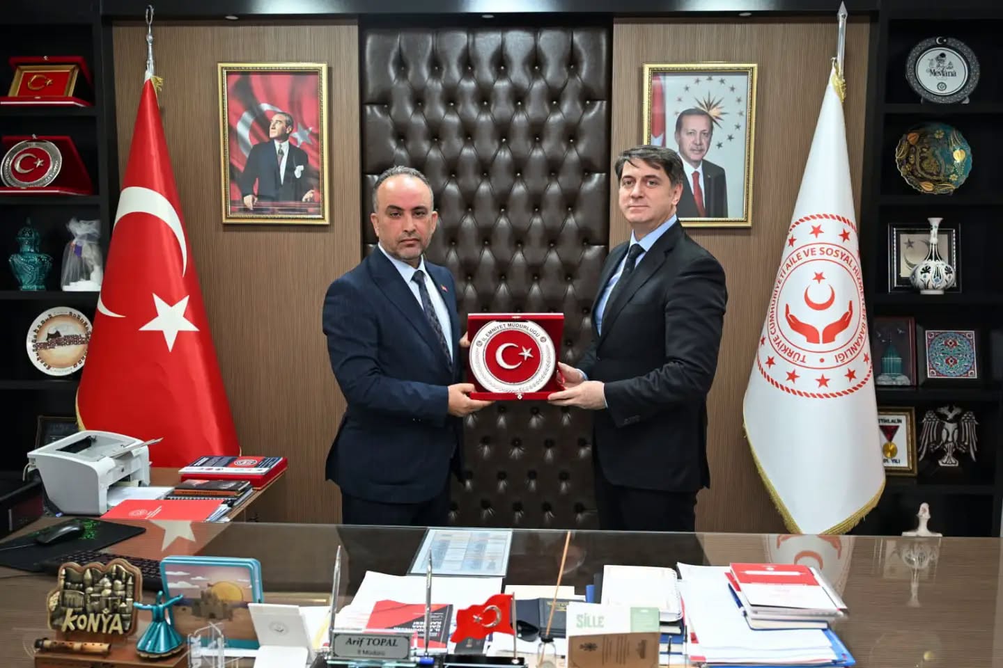 Konya İl Emniyet Müdürü Sayın Necmettin Koç, İl Müdürümüz Sayın Arif Topal'ı Makamında Ziyaret Etti