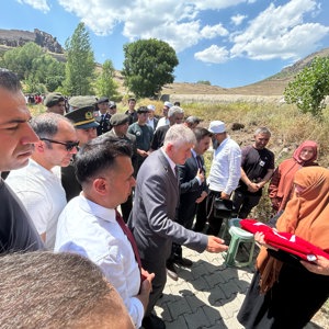 Kıbrıs Gazimiz Mevlüt GÖŞKER Son Yolculuğuna Uğurlandı - fotoğraf 1