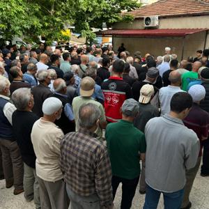 İl Müdürümüz Sayın Çiğdem AÇIKYILDIZ KAZEL, kahraman Kore Gazimiz Kemal ÇATALOK’un cenaze törenine katılım sağlayarak baş sağlığı dileklerinde bulundular. - fotoğraf 3