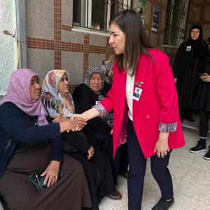 İl Müdürümüz Sayın Çiğdem AÇIKYILDIZ KAZEL, kahraman Kore Gazimiz Kemal ÇATALOK’un cenaze törenine katılım sağlayarak baş sağlığı dileklerinde bulundular. - fotoğraf 2