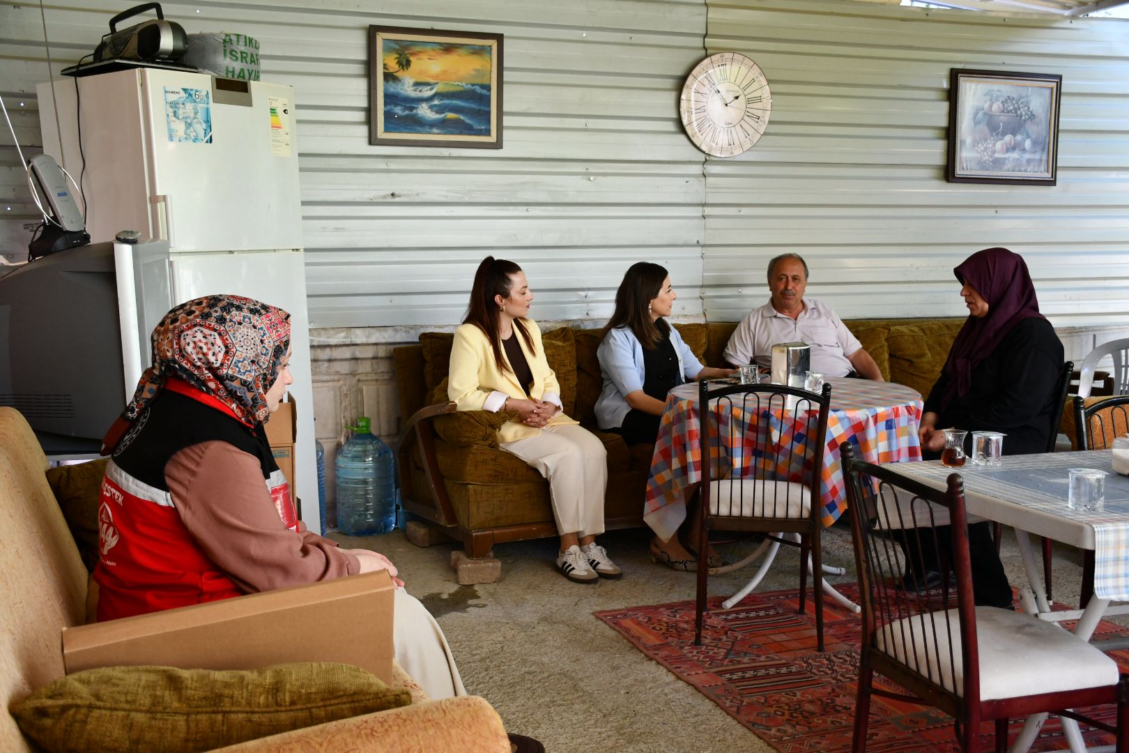 İl Müdürümüz Sayın Çiğdem AÇIKYILDIZ KAZEL, Babalar Günü münasebetiyle kahraman şehidimiz J. Asb. Kad. Üçvş. Trf. Yusuf ERGÜN’ün kıymetli ailesine taziye ziyaretinde bulundu.