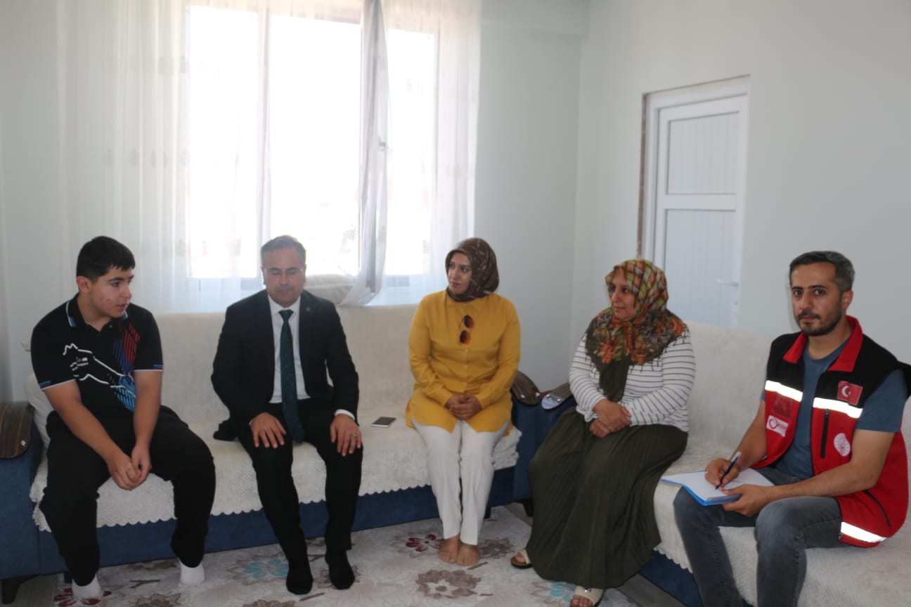 Aile ve Nüfus On Yılı Kapsamında Çalınmadık Kapı Bırakmıyoruz..