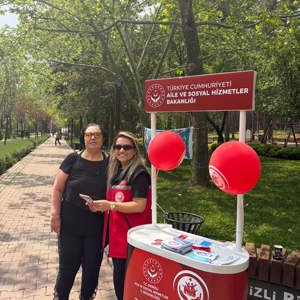Milli Aile Haftası Kapsamında “Birlikte Güçlü Aileler” Tanıtım Standı Açıldı - fotoğraf 3
