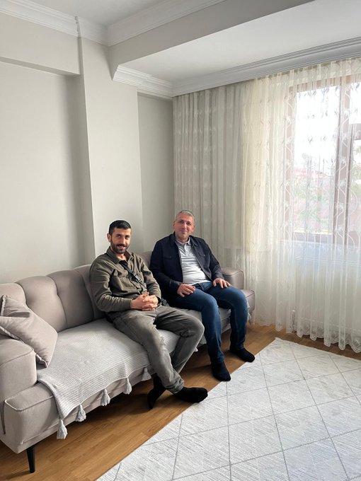 Şube Müdürümüz Şahin ÇAHAN tarafından Şehidimiz Şerif SÖNMEZ' in ailesi ziyaret edilip Kurban Bayram tebriğinde bulunulmuştur.            