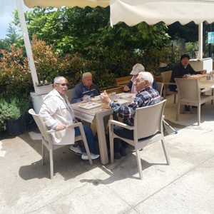 Babadağ Huzurevi Sakinlerine Yönelik Anneler Günü Programı Düzenlendi - fotoğraf 1