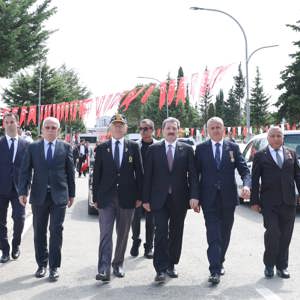 15 Temmuz Demokrasi ve Millî Birlik Günü’nde Aziz Şehitlerimiz Dualarla Anıldı - fotoğraf 8