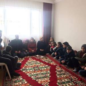 Koruma ve Bakım altında bulunan çocuklarımız Şehit Ailelerini ziyaret ettiler - fotoğraf 1