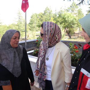 Şehidimiz Komiser Yardımcısı Cennet Yiğit’in Aziz Hatırası Dualarla Yâd Edildi - fotoğraf 3
