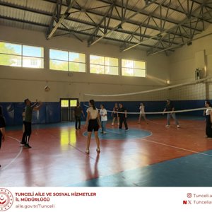 Koruma ve Bakım Altındaki Çocuklarımızla Birlikte Atatürk Spor Salonu'nda Voleybol Oynadık - fotoğraf 1