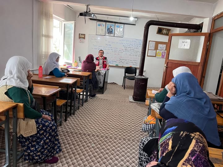  “Kadına Yönelik Şiddetle Mücadele ve KADES Uygulaması” ile “Dijital Okuryazarlık” konularında kapsamlı bilgilendirme yapıldı