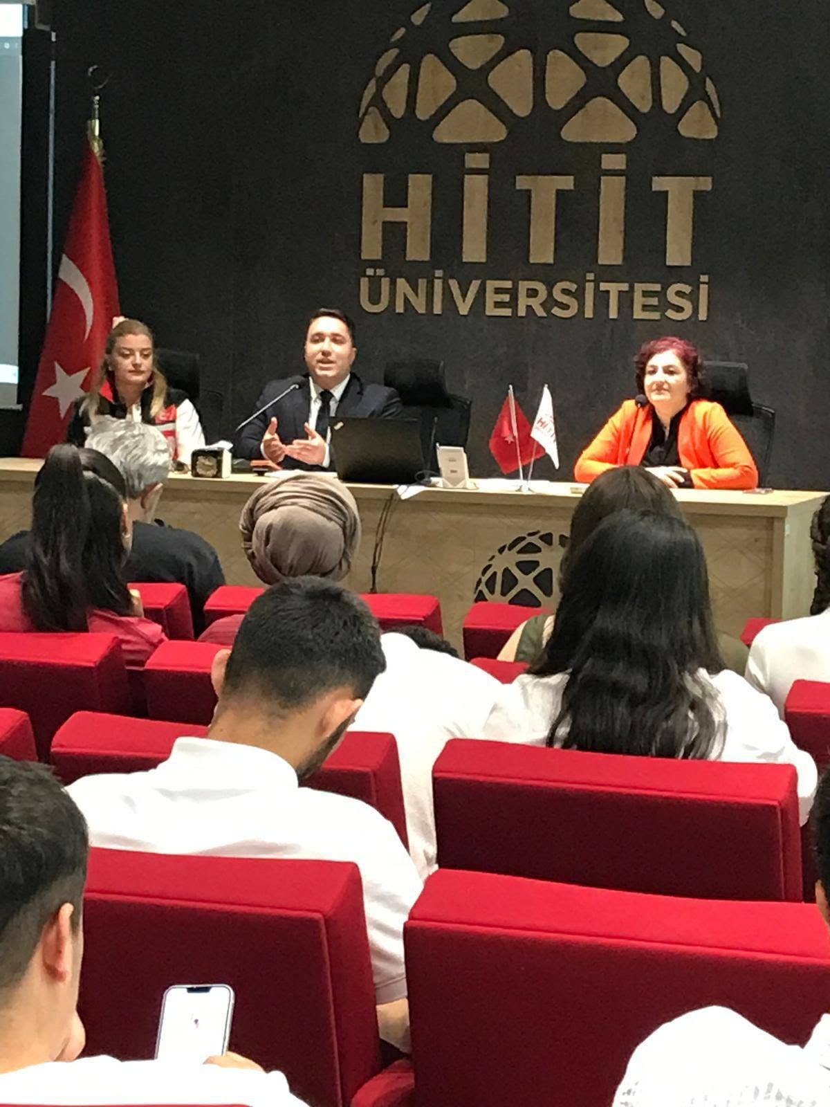 Sungurlu Sosyal Hizmet Merkezi’nden Gençlere Hukuk Okuryazarlığı Eğitimi