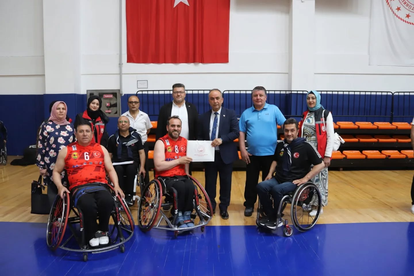 İl Müdürümüz Arif Topal, Konya’da düzenlenen Ampute Basketbol Play-Off Müsabakalarına Katıldı