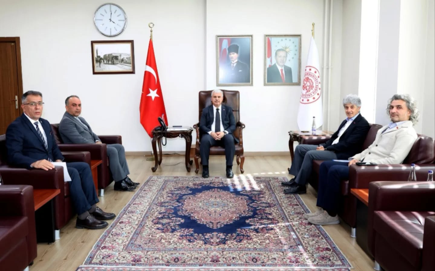 Türk Millî Olimpiyat Komitesi (TMOK) Fair Play Komisyonu Üyesi Ufuk Timer, Valimiz Sayın İbrahim Akın’ı Makamında Ziyaret Etti