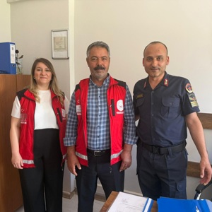 Düziçi Sosyal Hizmet Merkezi Müdürlüğü Şehit Yakınları ve Gaziler Birimi personelleri tarafından, Jandarma Teşkilatının kuruluşunun 187. yıl dönümü münasebetiyle Düziçi İlçe Jandarma Komutanlığı personellerine ziyaret gerçekleştirilmiştir. - fotoğraf 4