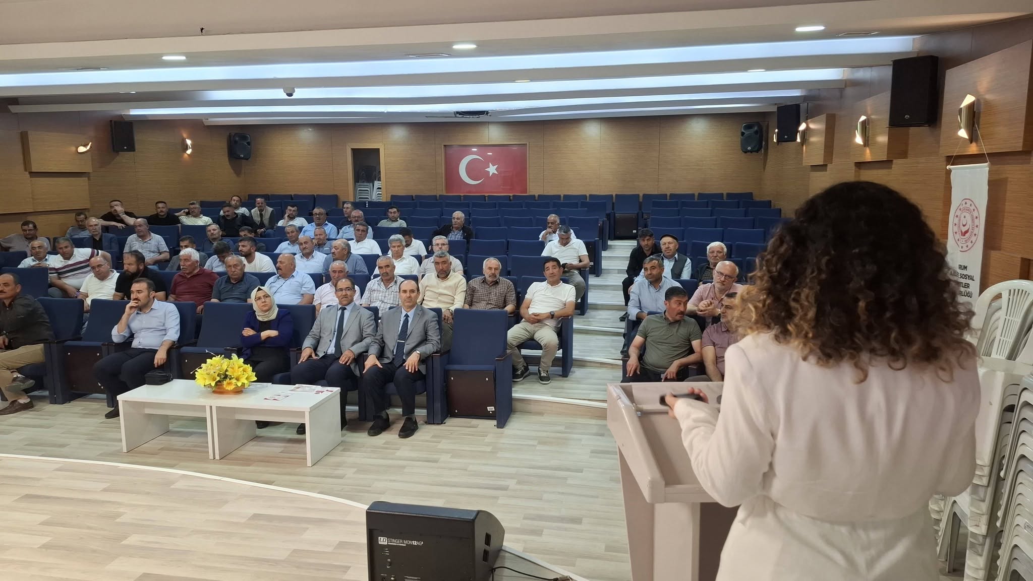  Muhtarlara Yönelik Sosyal Hizmetler Bilgilendirme Toplantısı Gerçekleştirildi