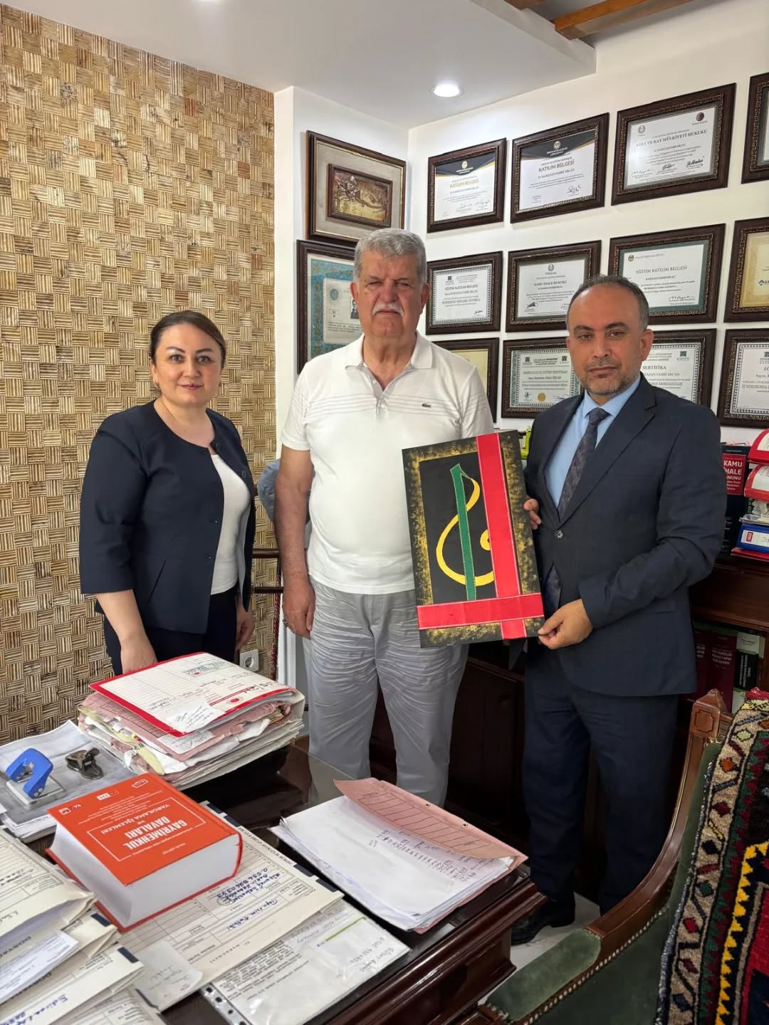 İl Müdürümüz Sayın Arif Topal, Cemiyeti Hayriye Başkanı Avukat Sayın Ramazan Fahri Ercan’ı Makamında Ziyaret Etti