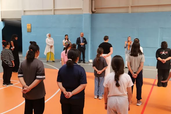 İl Müdürümüz Arif Topal, İl Müdürlüğümüze Bağlı Kuruluşlarımızda Korunma ve Bakım Altında Bulunan Çocuklarımızın Halk Oyunları Çalışmalarını Ziyaret Ederek Provalarını Yerinde İzledi
