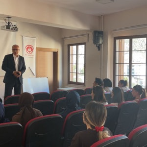 İl Müdürümüz, Stajlarını Tamamlayan Öğrencilerimizle Bir Araya Geldi - fotoğraf 2