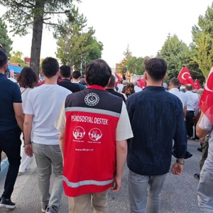 15 Temmuz Gazimiz Ömer Faruk ÖZCAN ve Kıymetli Ailesi Ziyaret Edilmiştir - fotoğraf 3