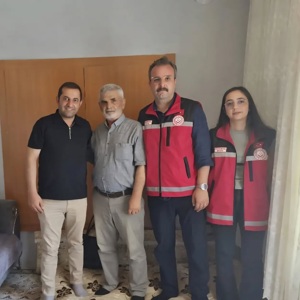 Kıbrıs Barış Harekâtı'nın Yıldönümünde Kahraman Gazilerimize Ziyaret - fotoğraf 2