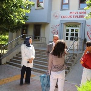 İl Müdürümüz Sayın Arif Topal, Mevlana Çocuk Evleri Sitesini Ziyaret Etti - fotoğraf 2