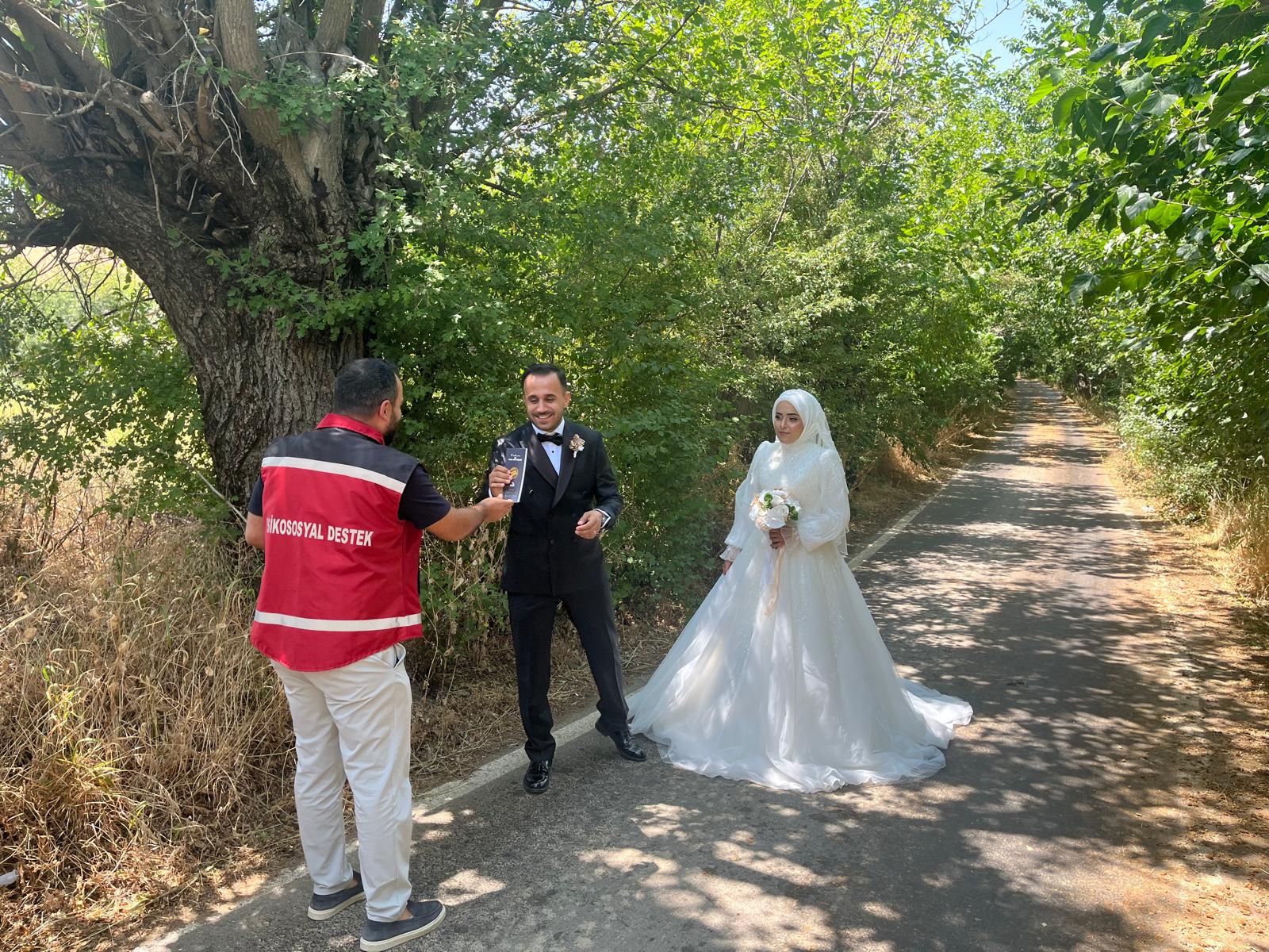 MOBİL SOSYAL HİZMET ARACIMIZ MADEN İLÇEMİZDEKİ FAALİYETLERİNİ TAMAMLAYIP DİYARBAKIR'A UĞURLANDI