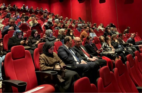 Gebze’de 8 Nisan Dünya Romanlar Günü Kapsamında Film Gösterimi Gerçekleştirildi