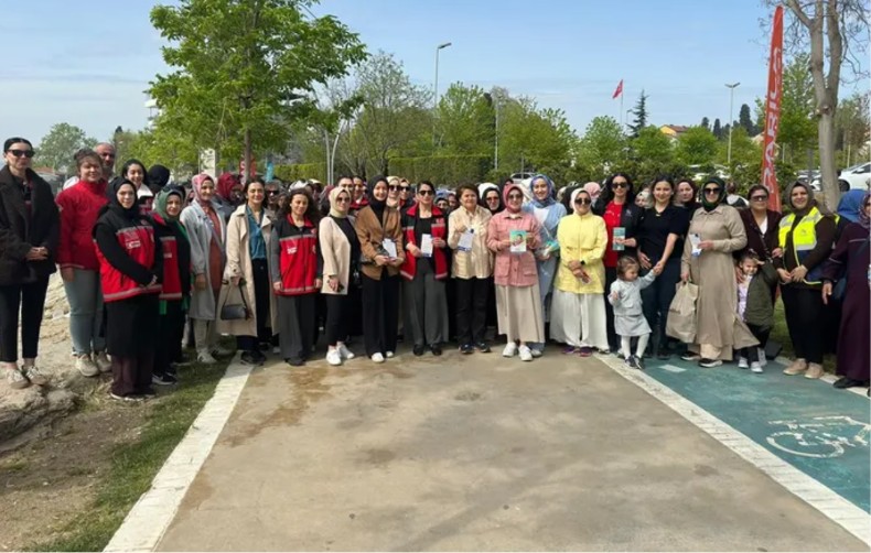 Anneler Günü Kapsamında Sevgi Yürüyüşü’ne Katılım Sağlandı