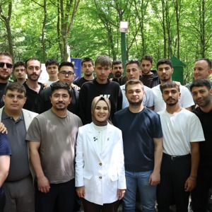 Bakanımız Göktaş Kocaeli'de düzenlenen "İnsan Hakları Eğitim Kampı"nı ziyaret etti  - fotoğraf 2