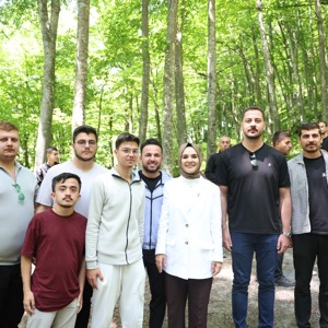Bakanımız Göktaş Kocaeli'de düzenlenen "İnsan Hakları Eğitim Kampı"nı ziyaret etti  - fotoğraf 7