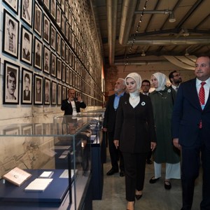 Bakanımız Göktaş, Srebrenitsa Soykırımı'nın 31. yılı törenlerinde Cumhurbaşkanı Erdoğan'ın mesajını okudu - fotoğraf 5