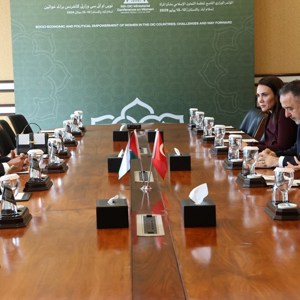 ​Bakanımız Göktaş, Pakistan'da İİT 9. Kadından Sorumlu Bakanlar Konferansı kapsamında ikili görüşmelerde bulundu - fotoğraf 2