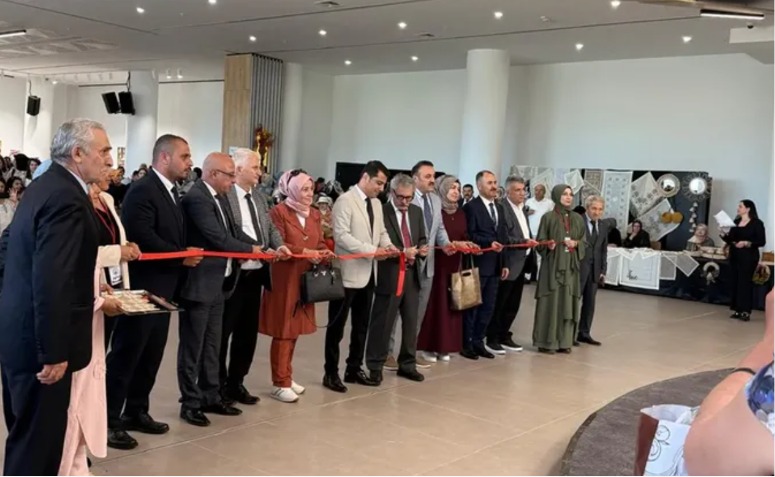 Kocaeli Huzurevi Sakinlerimizin El Emeği Eserleri Sergilendi