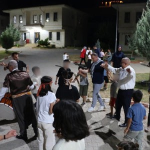 Şanlıurfa Çocuk Hakları Komitemizden Çocuklarımıza Sıra Gecesi Sürprizi - fotoğraf 7