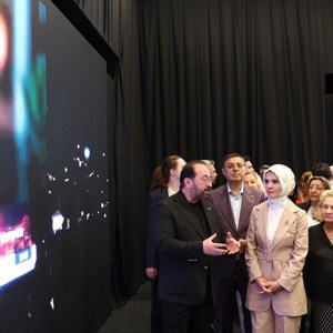 Bakanımız Göktaş, Vakıfbank'ın "İrade Bizim Zafer Bizim Sergisi"ne katıldı - fotoğraf 10