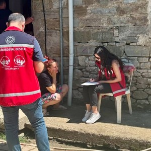 Cide’de Selin Ardından Devletin Şefkat Eli Sahada: 338 Vatandaşımıza Psikososyal Destek Sağlandı - fotoğraf 1
