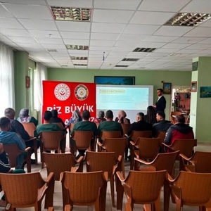 Otizm Spektrum Bozukluğu Olan Bireylere Yönelik Personel Eğitimi Gerçekleştirildi - fotoğraf 2