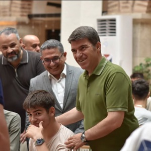 Valimiz Sayın Önder BAKAN, Aziz Şehitlerimizin ve Fedakâr Gazilerimizin Kıymetli Emanetleriyle Bir Araya Geldi - fotoğraf 5