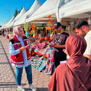 Yozgat Aile ve Sosyal Hizmetler İl Müdürlüğü Sarıkaya Yaz Festivali’nde Vatandaşlarla Buluştu - fotoğraf 1