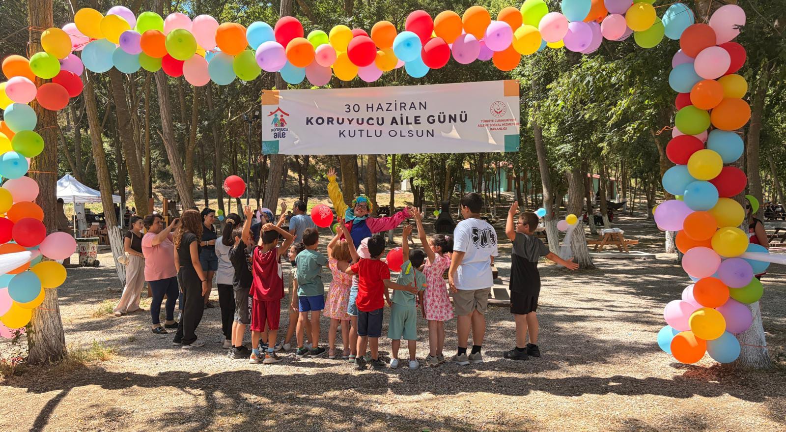Koruyucu Aile Günü'nde Koruyucu Aileler ve Çocuklar Bir Araya Geldi