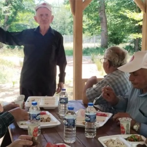 Huzurevi Sakinleri Abalı Mesire Alanı'nda Piknik Yaptı - fotoğraf 2