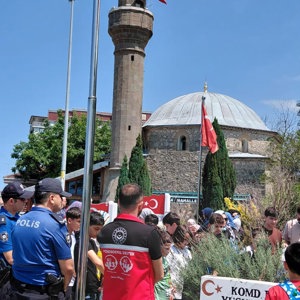 Şehitlerimiz Kabirleri Başında Anıldı - fotoğraf 2